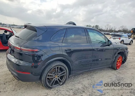 2022 Porsche Cayenne z USA, uszkodzony, nr VIN WP1AA2AY0NDA03089